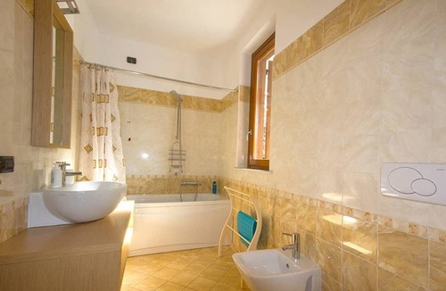 Brezzo di Bedero Apartment | 150 m² Apartment ∙ 3 bedrooms ∙ 8 guests