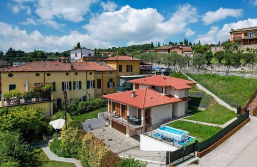 Polpenazze del Garda Villa | 150 m² Villa ∙ 3 bedrooms ∙ 8 guests