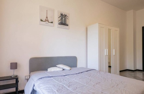Crescenzago Resort | 150 m² Private room ∙ 1 bedroom ∙ 1 guest