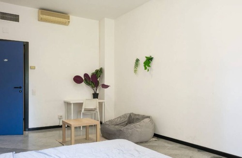 Crescenzago Resort | 150 m² Private room ∙ 1 bedroom ∙ 1 guest