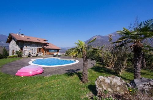 Occagno Villa | 150 m² Villa ∙ 4 bedrooms ∙ 8 guests
