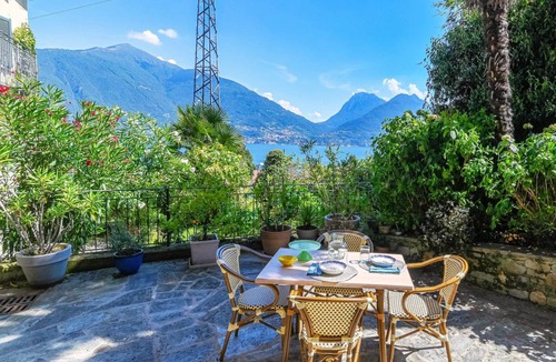 Santa Maria - Rezzonico Apartment | 160 m² Apartment ∙ 2 bedrooms ∙ 6 guests
