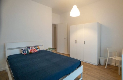 Cologno Monzese Resort | 160 m² Private room ∙ 1 bedroom ∙ 1 guest