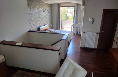 Carugate Resort | 160 m² Private room ∙ 1 bedroom ∙ 2 guests