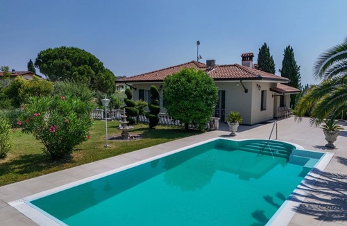 Moniga del Garda Villa | 160 m² Villa ∙ 4 bedrooms ∙ 8 guests