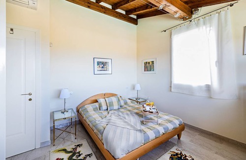 Lonato del Garda Villa | 160 m² Villa ∙ 2 bedrooms ∙ 6 guests