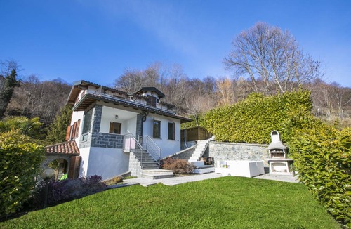 Germasino Villa | 160 m² Villa ∙ 3 bedrooms ∙ 8 guests