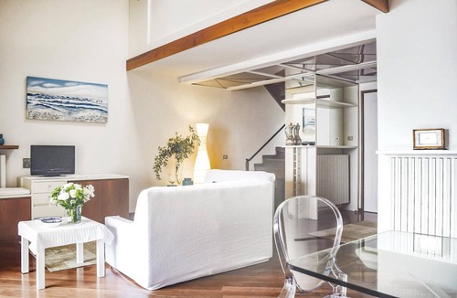 Sarnico House | 180 m² Maisonette ∙ 2 bedrooms ∙ 6 guests