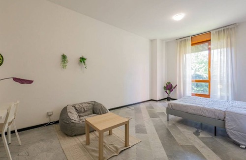 Crescenzago Resort | 180 m² Private room ∙ 1 bedroom ∙ 1 guest