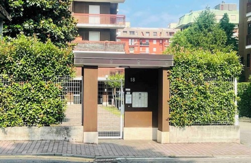 Assago Apartment | 2 Bedroom Apartment in Assago