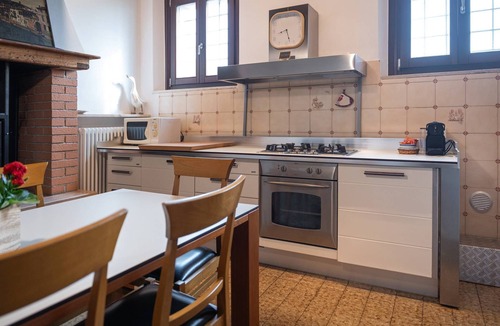 Monzambano Apartment | 2 bedroom apartment in lombardy
