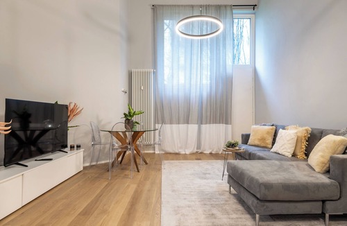 Cerchia dei navigli Apartment | 2-bedroom quite apartment in Brera, 2 mins from subway, AC, WiFi