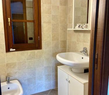 Valbrona House | 2 double rooms apartment- La Casa di Alice
