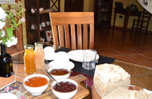 Bagnolo San Vito Bed & Breakfast | 20 m² Bed and breakfast ∙ 3 guests