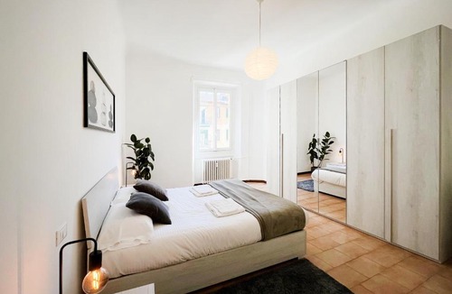 Segnano Apartment | [20 min Duomo] *Design Apartment*