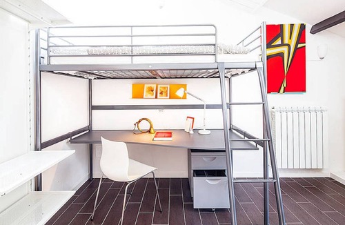 Bovisa Other | 200 m² Shared room ∙ 1 bedroom ∙ 1 guest