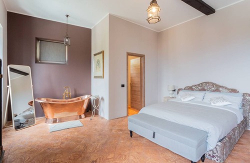 Azzano Villa | 200 m² Villa ∙ 3 bedrooms ∙ 8 guests