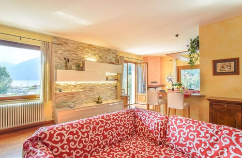 Pilzone House | 230 m² House ∙ 4 bedrooms ∙ 11 guests