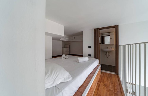 Magenta Apartment | 25 m² Apartment ∙ 2 guests