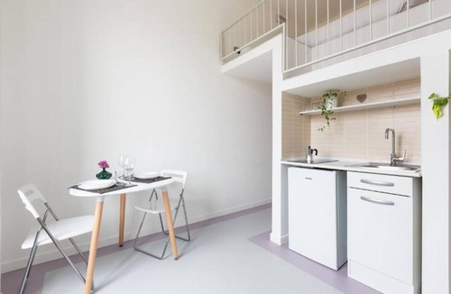 Magenta Apartment | 25 m² Apartment ∙ 2 guests