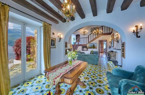Bellano Villa | 250 m² Villa ∙ 4 bedrooms ∙ 8 guests