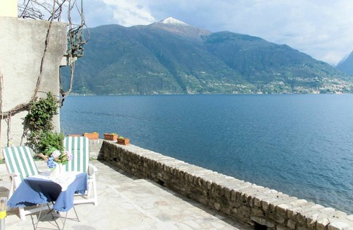 Santa Maria - Rezzonico Apartment | 27 m² Apartment ∙ 1 bedroom ∙ 3 guests