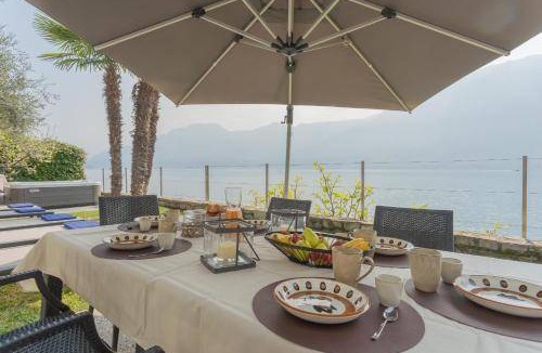 Sala Comacina Villa | 280 m² Villa ∙ 3 bedrooms ∙ 6 guests
