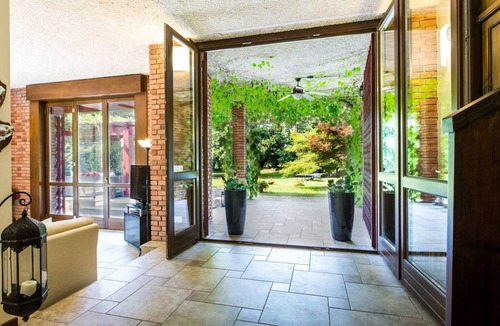 Sulbiate Villa | 298 m² Villa ∙ 4 bedrooms ∙ 10 guests