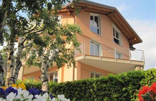 Maccagno Apartment | 3-room apartment only 100 m from the beach and the lake promenade