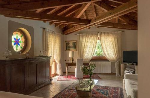 Erbusco Villa | 300 m² Villa ∙ 6 bedrooms ∙ 14 guests
