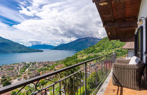 Vercana Other | 320 m² Accommodation ∙ 7 bedrooms ∙ 12 guests