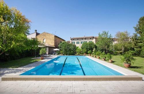 Volta Mantovana Villa | 350 m² Villa ∙ 6 bedrooms ∙ 12 guests