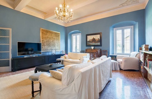 Volta Mantovana Villa | 350 m² Villa ∙ 6 bedrooms ∙ 12 guests