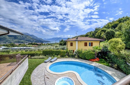 Cunettone-villa Villa | 350 m² Villa ∙ 5 bedrooms ∙ 10 guests