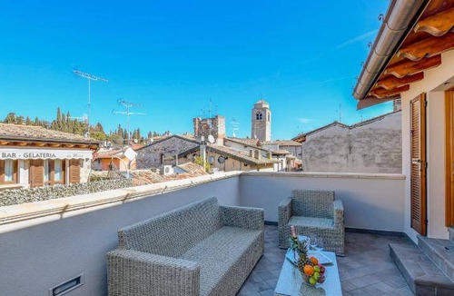 Sirmione Bed & Breakfast | 40 m² Bed and breakfast ∙ 14 guests