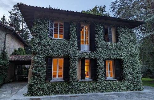 Guello Villa | 435 m² Villa ∙ 7 bedrooms ∙ 14 guests