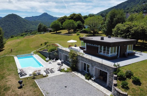 Cerano d'Intelvi Villa | 450 m² Villa ∙ 6 bedrooms ∙ 16 guests