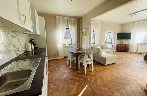 Idar-Oberstein House | 5 beds.