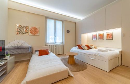 Bullona Apartment | 5' from Corso Sempione Elegant studio apartment