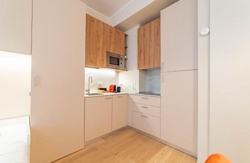 Bullona Apartment | 5' from Corso Sempione Elegant studio apartment