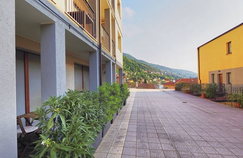 Acquaseria Apartment | 5 Lake Sweet Home