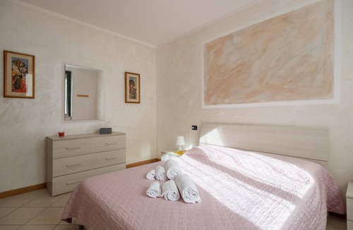 Sulzano Apartment | 50 m² Apartment ∙ 1 bedroom ∙ 4 guests