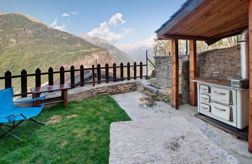 San Giacomo Filippo Apartment | 50 m² Apartment ∙ 1 bedroom ∙ 2 guests