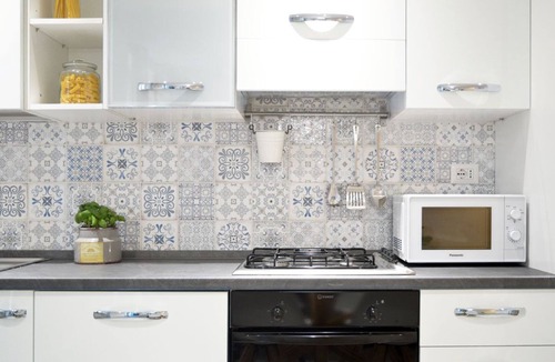 Desenzano del Garda City Centre Apartment | 50 meters from the lake, in the historic center with a terrace. Stella House