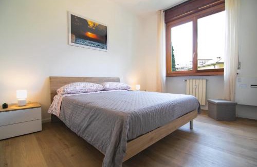 Salo Apartment | 500 m dal lago! Il nido di Salò con Piscina