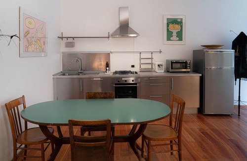 Chinatown Apartment | 53 m² Apartment ∙ 2 guests