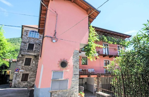 Dumenza Apartment | 55 m² Apartment ∙ 1 bedroom ∙ 4 guests