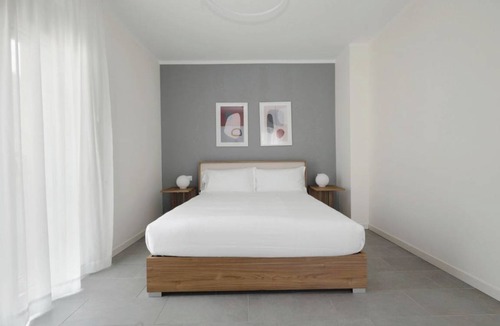 Centro Direzionale Apartment | 60 m² Apartment ∙ 1 bedroom ∙ 2 guests
