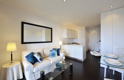 Azzano Apartment | 60 m² Apartment ∙ 1 bedroom ∙ 3 guests