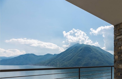 Argegno Apartment | 60 m² Apartment ∙ 2 bedrooms ∙ 4 guests